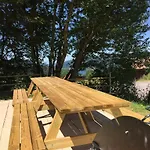 Le Flocon Bleu - Mauselaine Avec Vue Sur Le De