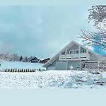 Le Flocon Bleu - Mauselaine Avec Vue Sur Le De Шале *