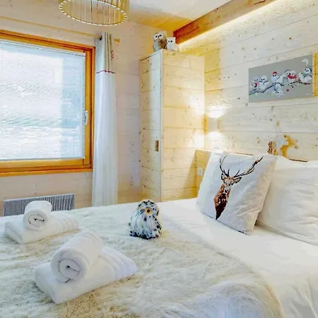 Le Flocon Bleu - Mauselaine Avec Vue Sur Le De