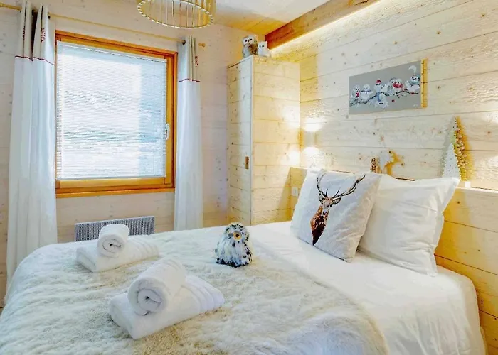 Le Flocon Bleu - Mauselaine Avec Vue Sur Le De