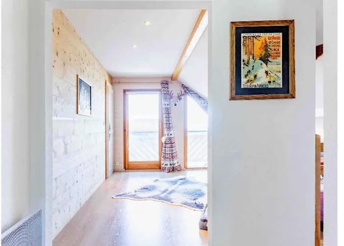 Le Flocon Bleu - Mauselaine Avec Vue Sur Le De